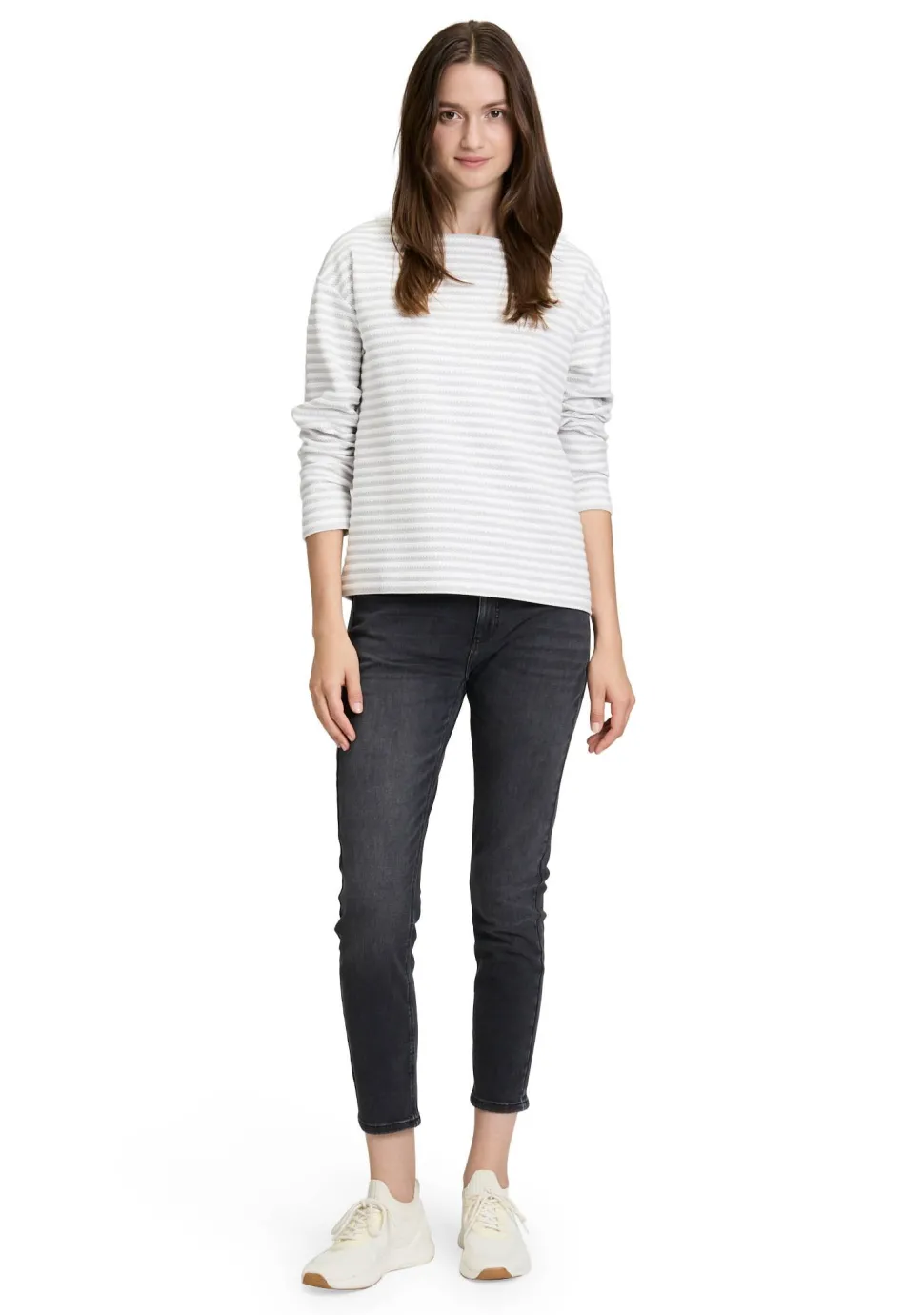 BETTY & CO SWEATER