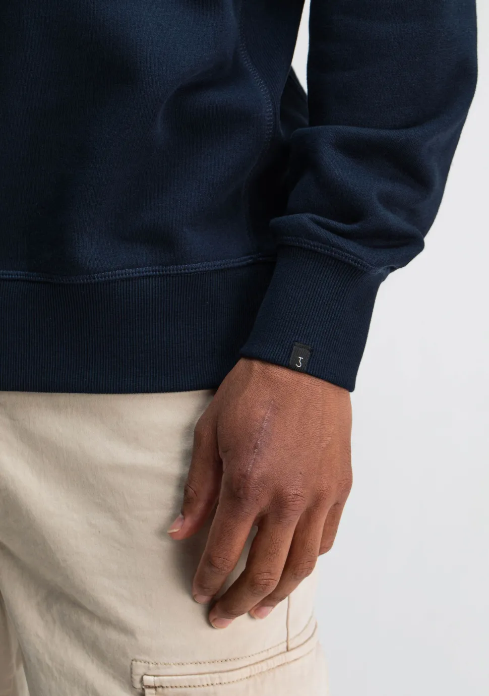 BUTCHER OF BLUE SWEATER