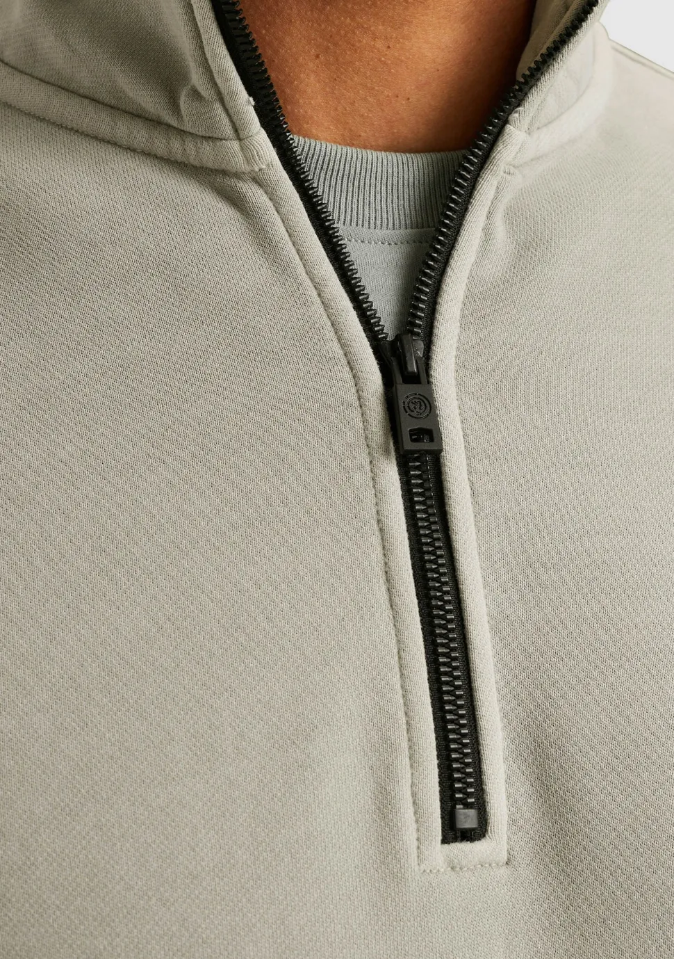 CAST IRON SWEATER