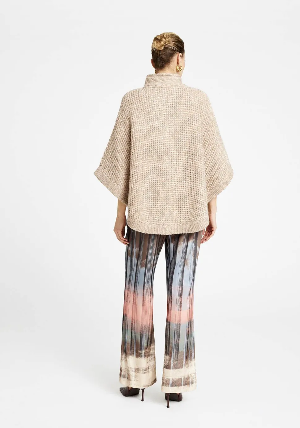 GUSTAV PONCHO