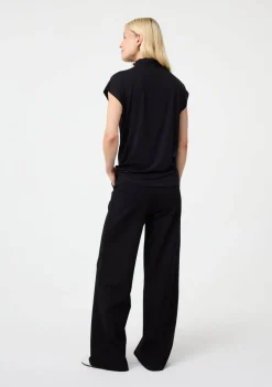 KNIT-TED SHIRT