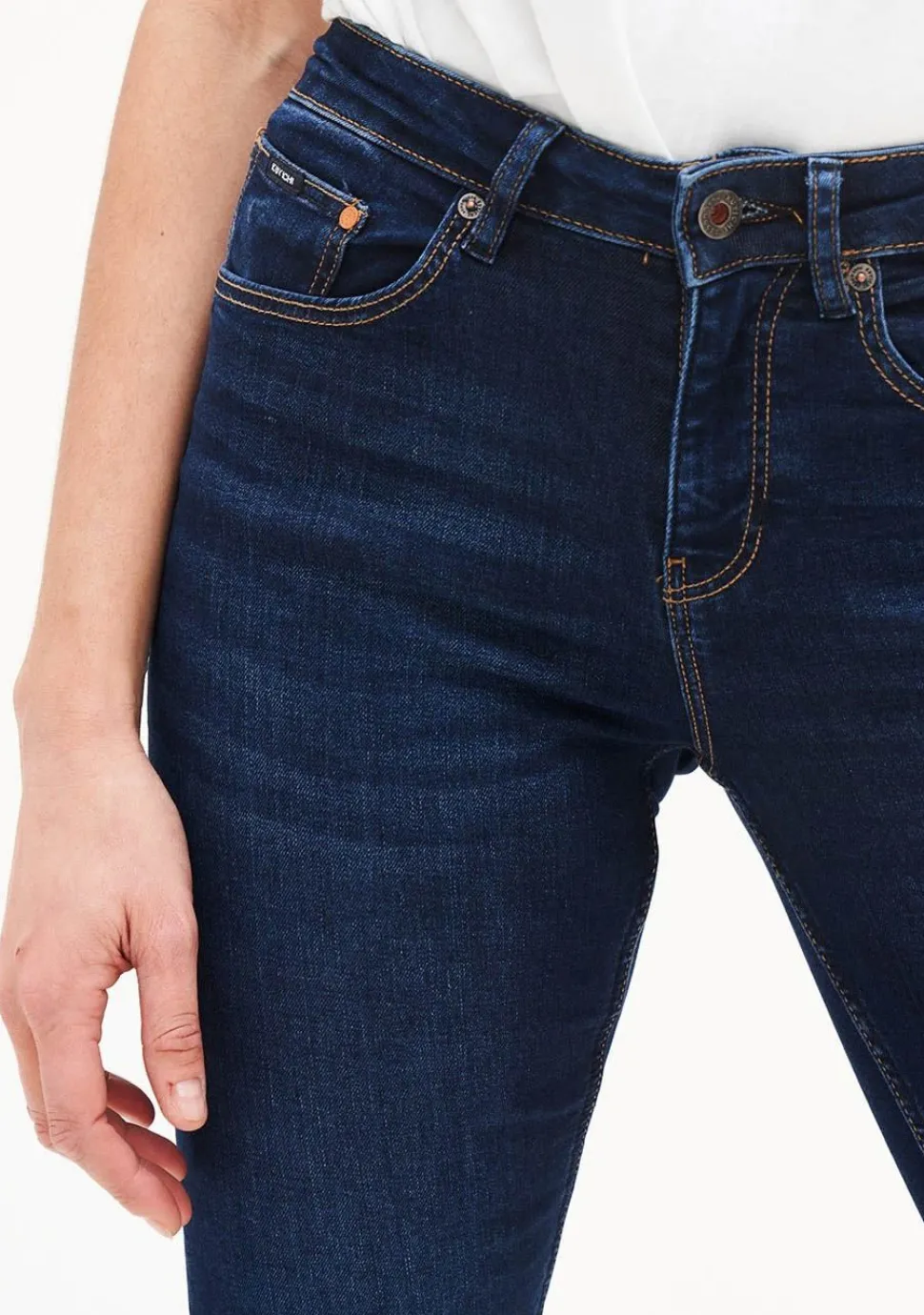 KUYICHI JEANS