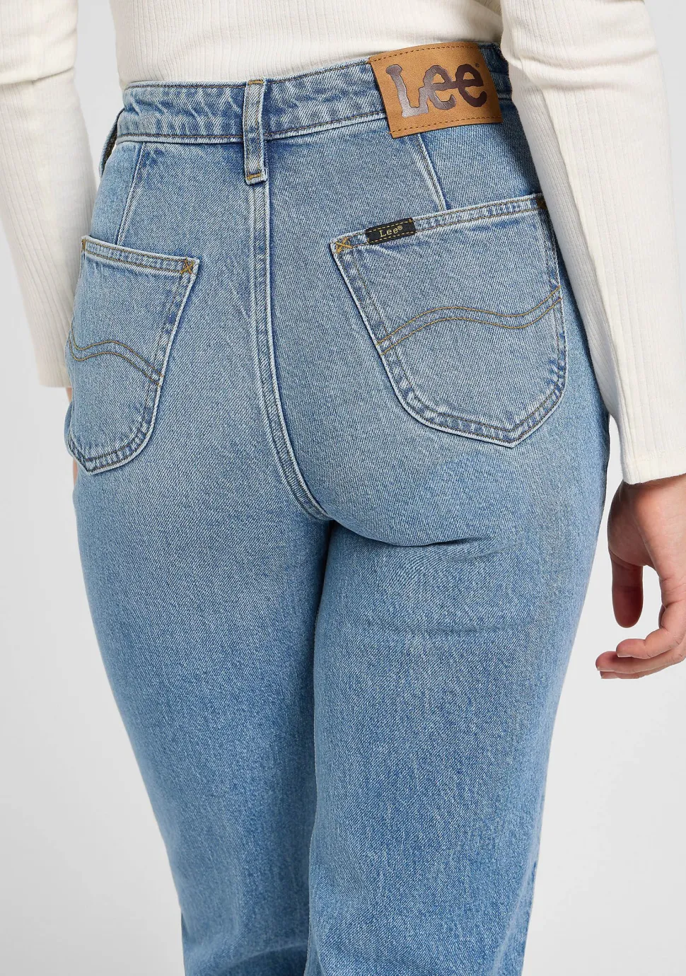 LEE JEANS