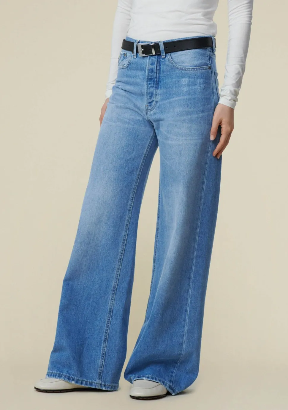 LOIS JEANS
