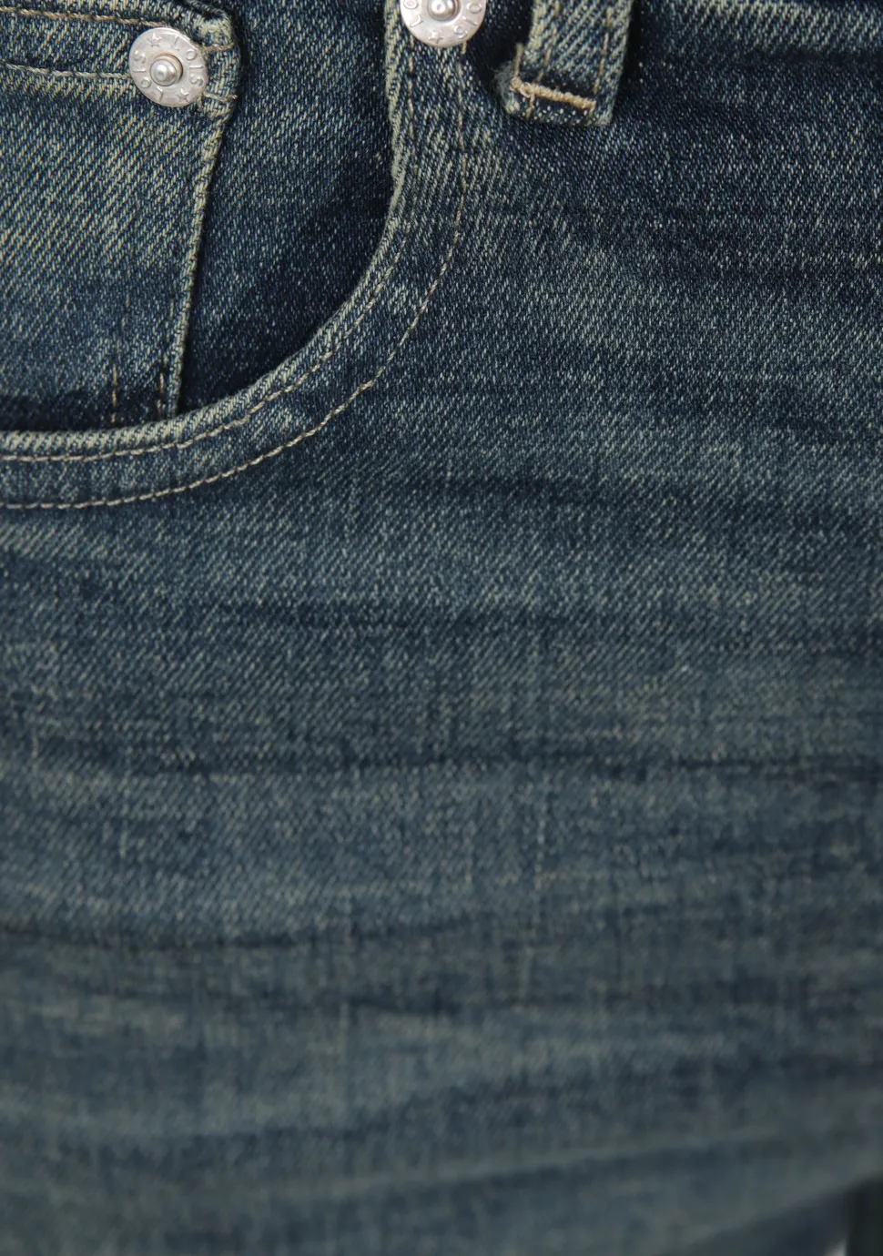LOIS JEANS
