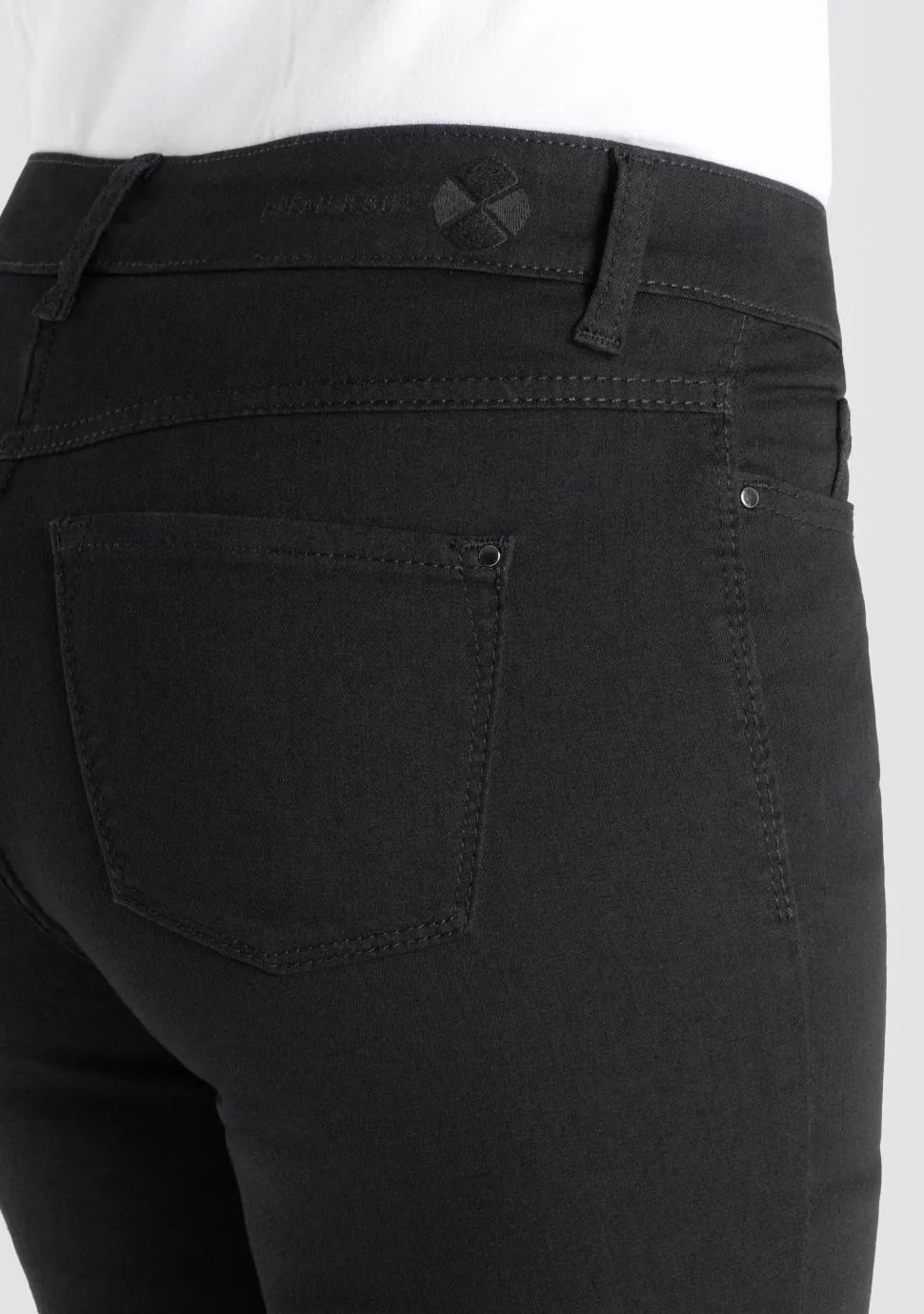 MAC JEANS