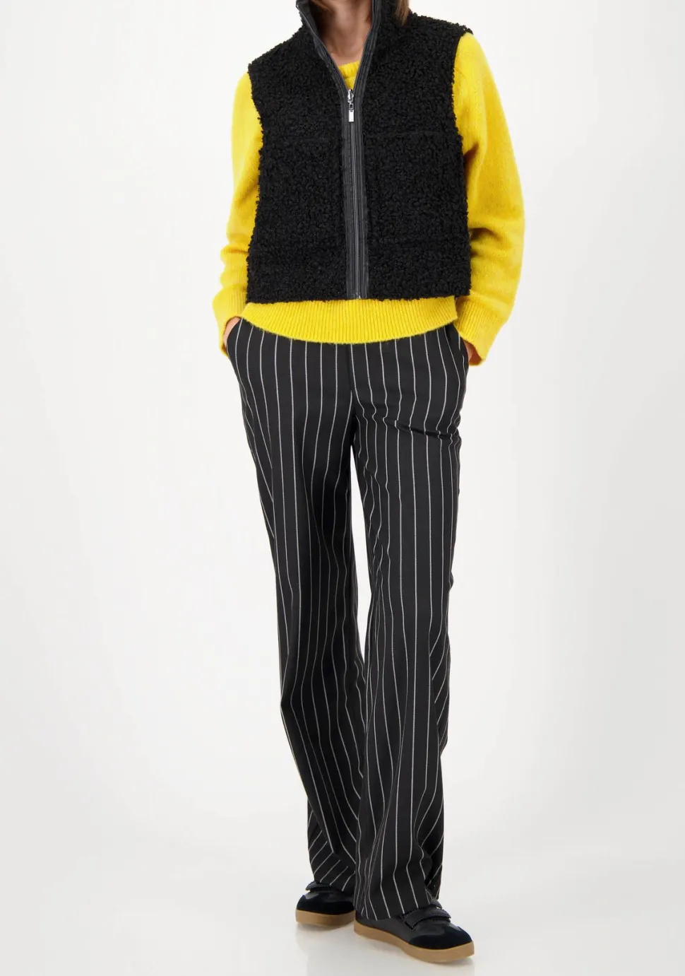 MONARI GILET