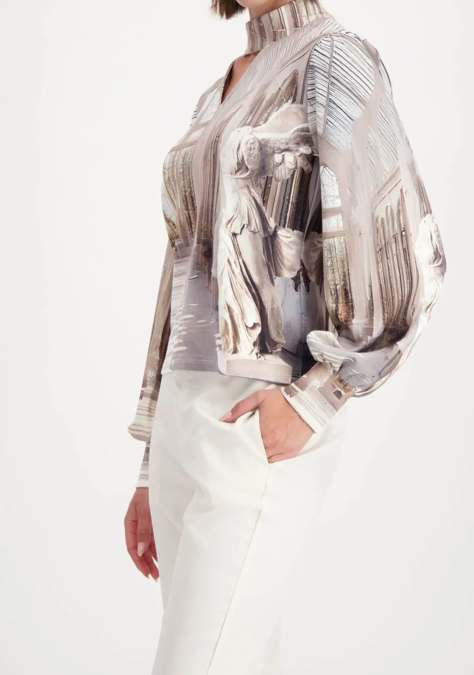 MONARI SWEATER