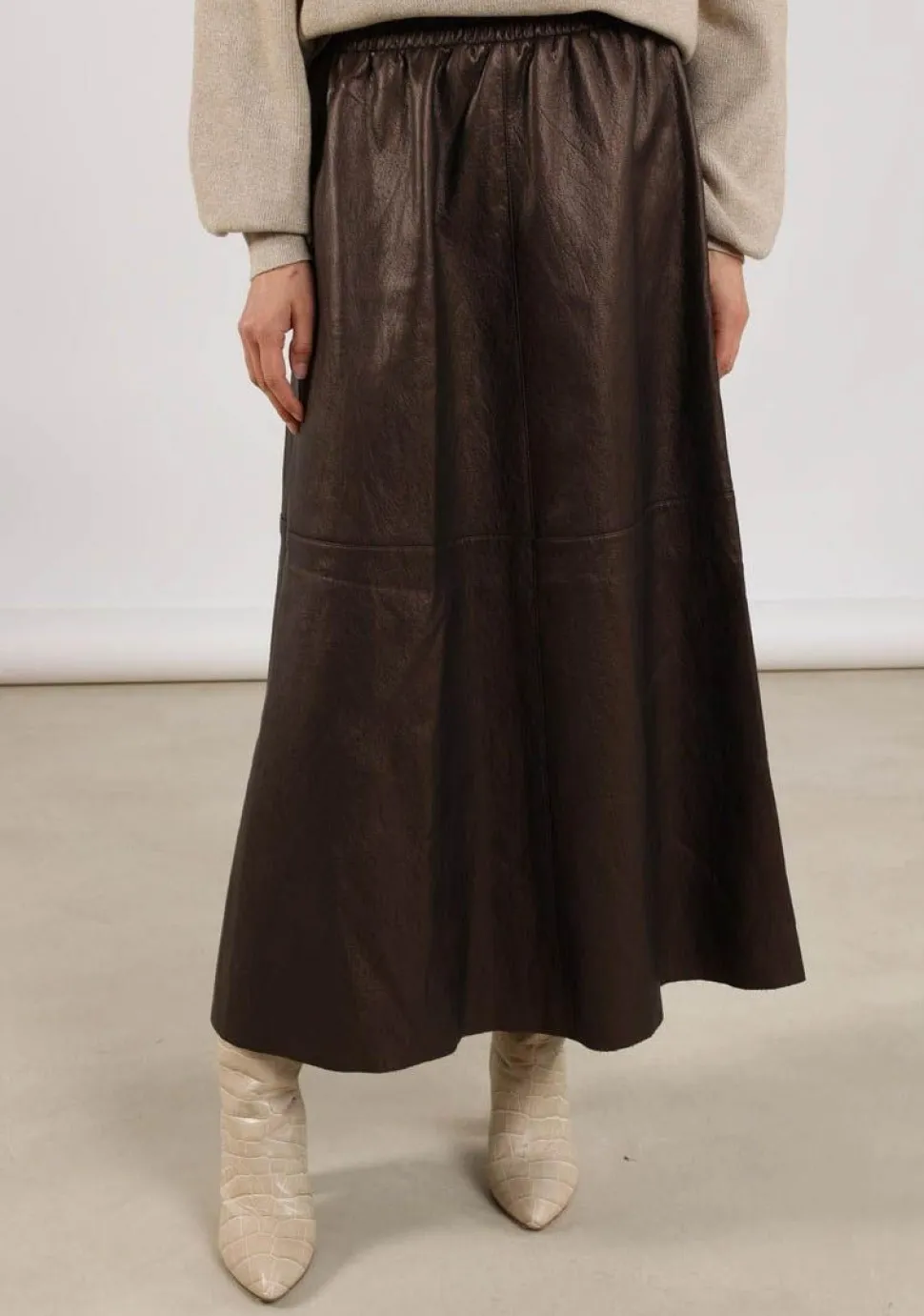 NUKUS ROK