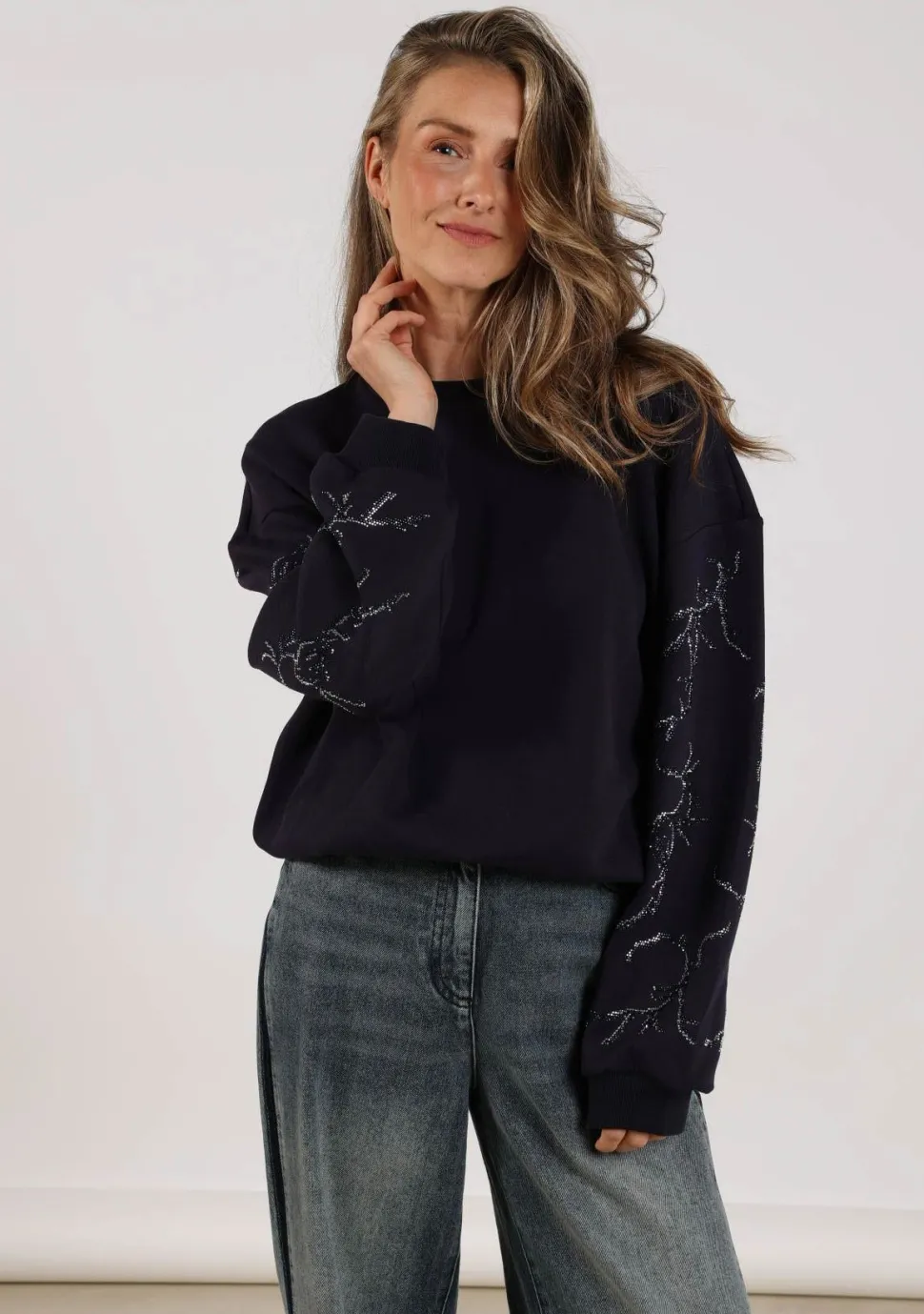 NUKUS SWEATER