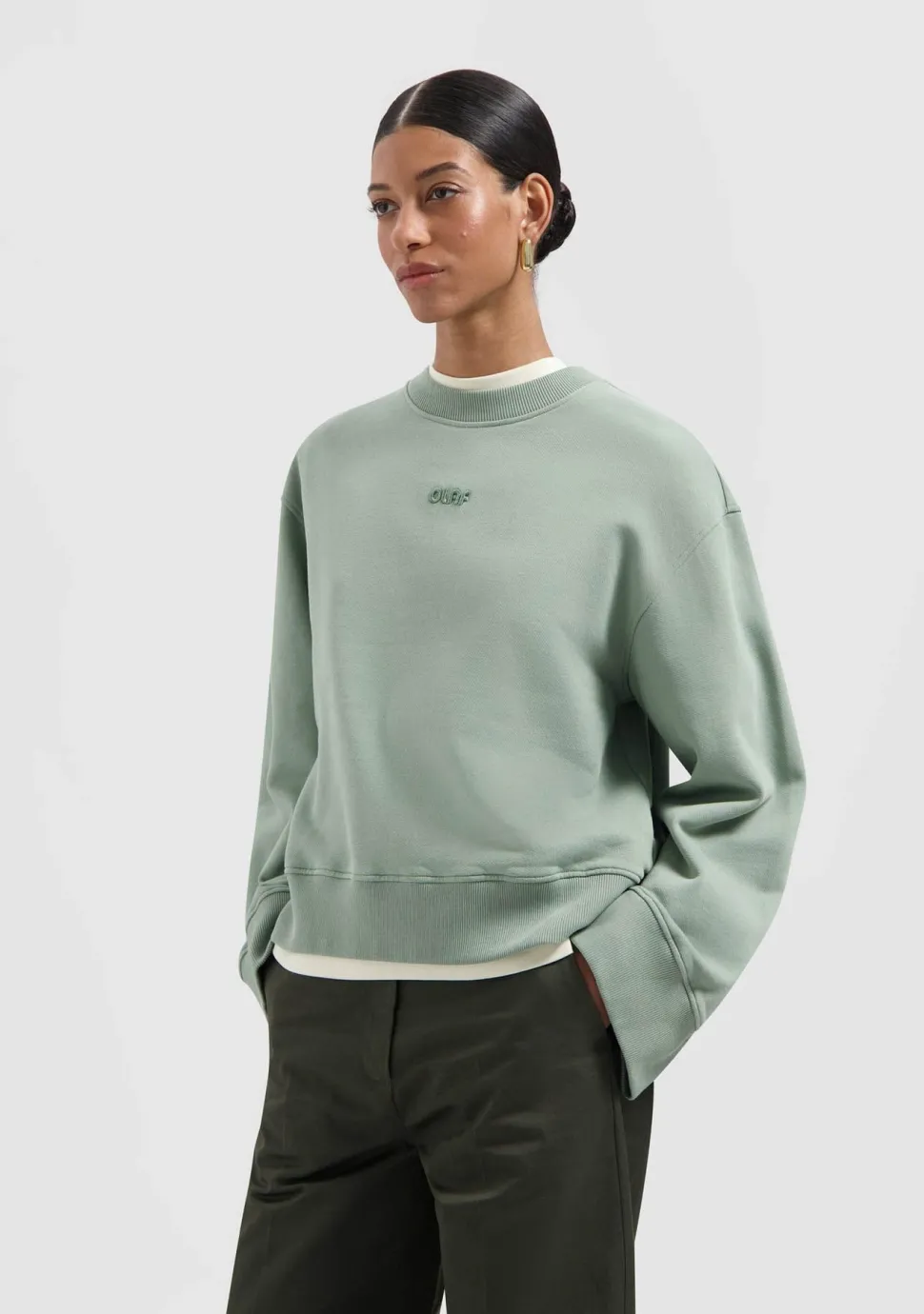 OLAF SWEATER
