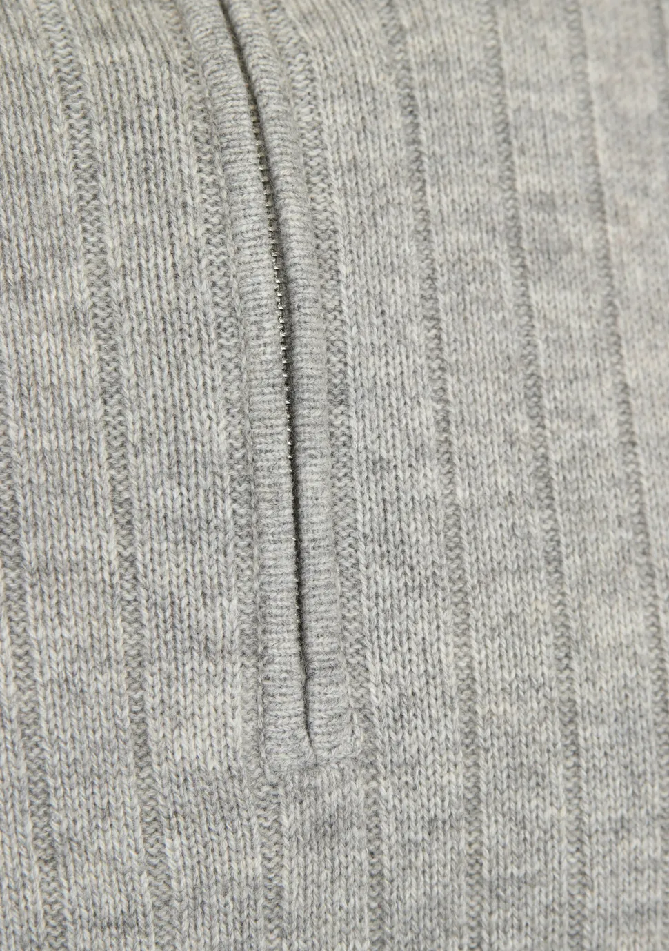 PROFUOMO TRUI