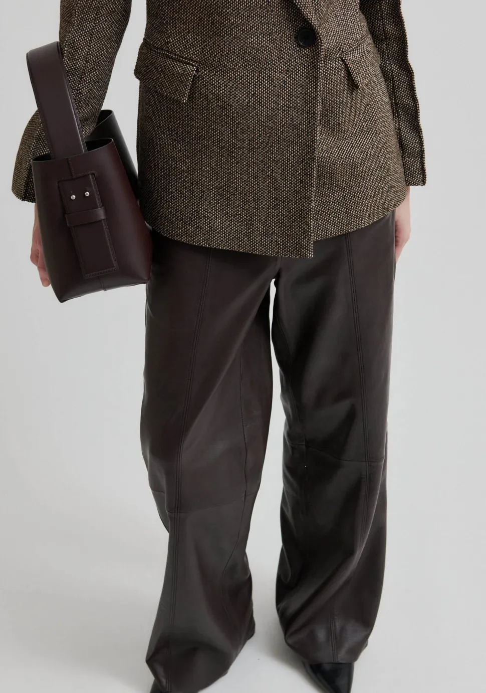 SECOND FEMALE PANTALON