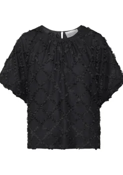 SISTERS POINT SHIRT