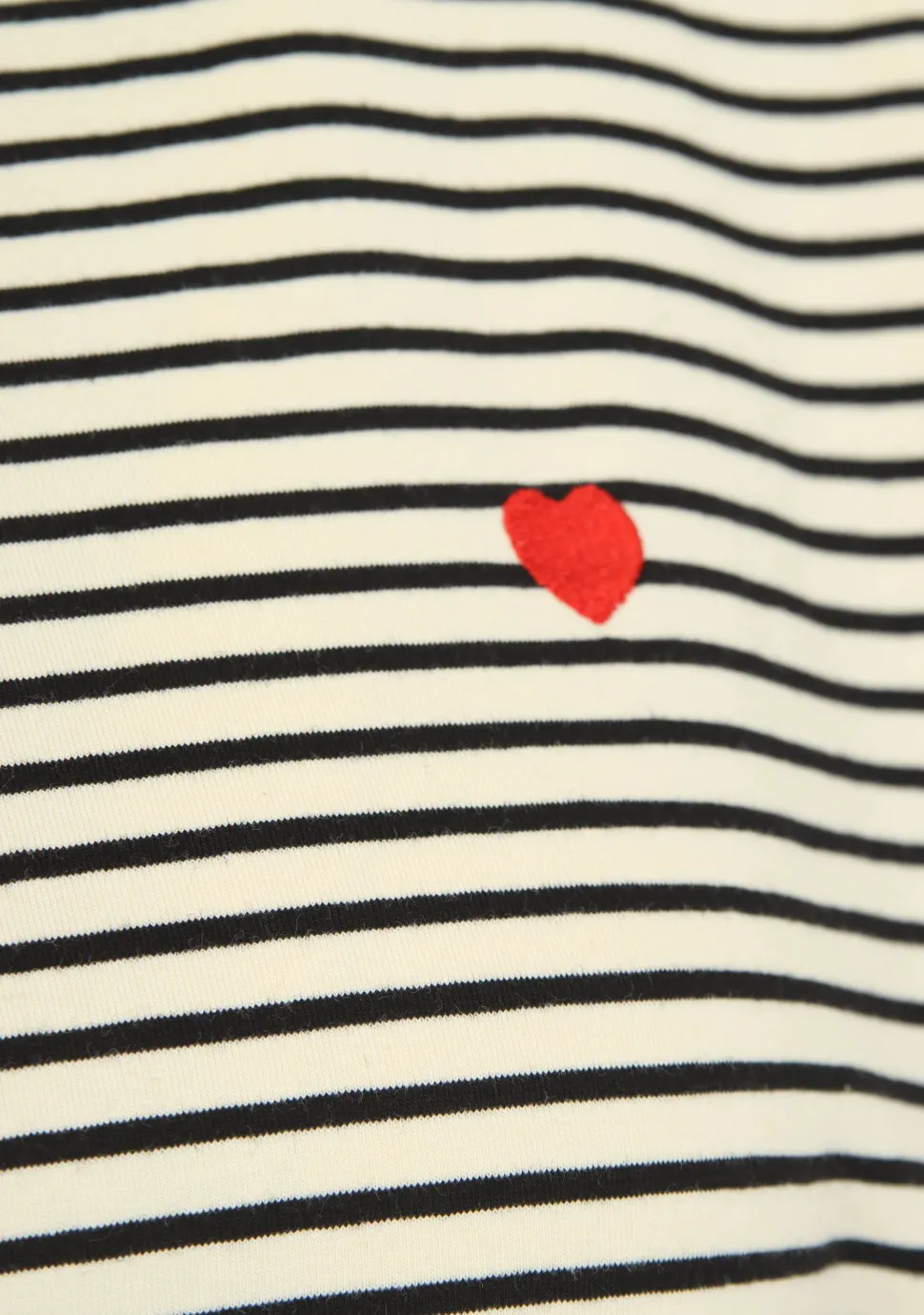SISTERS POINT SHIRT