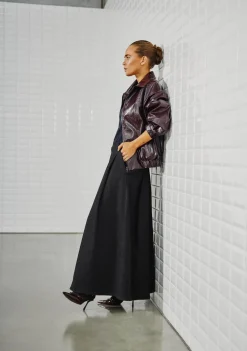 WITH BLACK LEER/SUEDE JACK