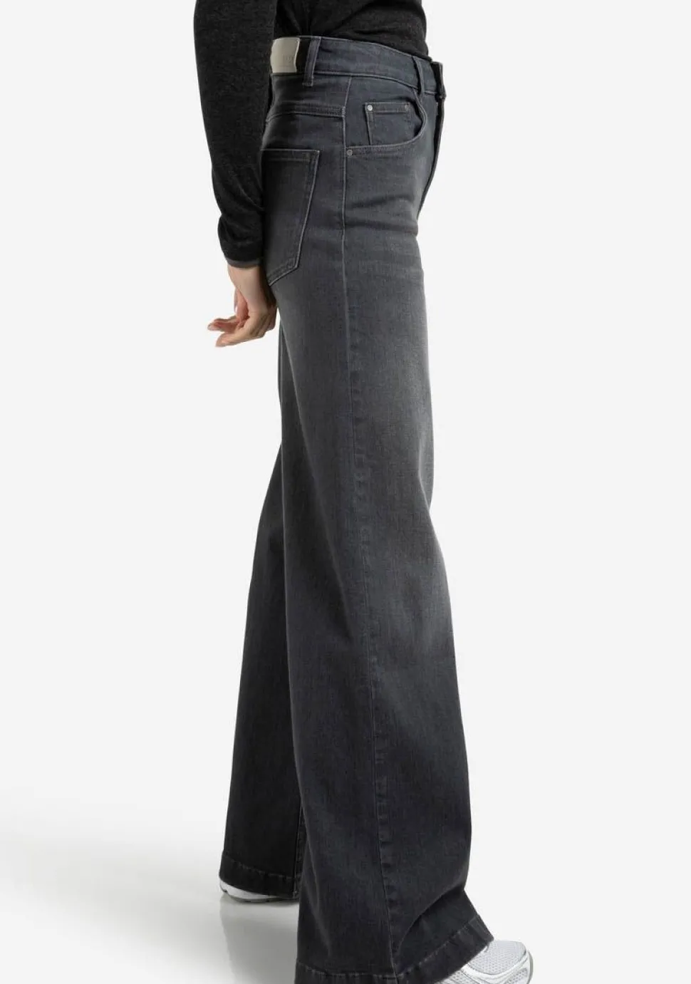 YAYA JEANS